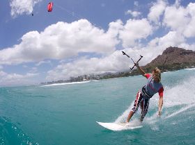 Kiteboarding - Felix Pivec - Converse and Generator Ktitng Hawaa