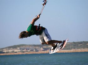 Kiteboarding - craig damo and the euro that hit me 3
