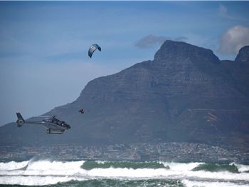 Pro's boost double-kite-high in Cape Town - King of the Air - Kitesurfing News